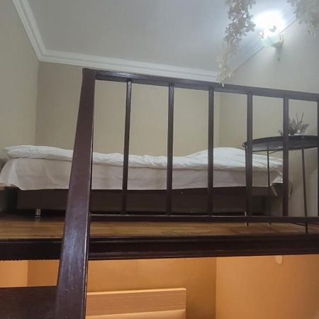 Honey Apartment Тбілісі Екстер'єр фото